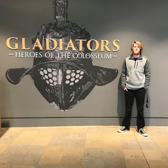 Meet your Posher, Dewayne - Picture 1 of 1